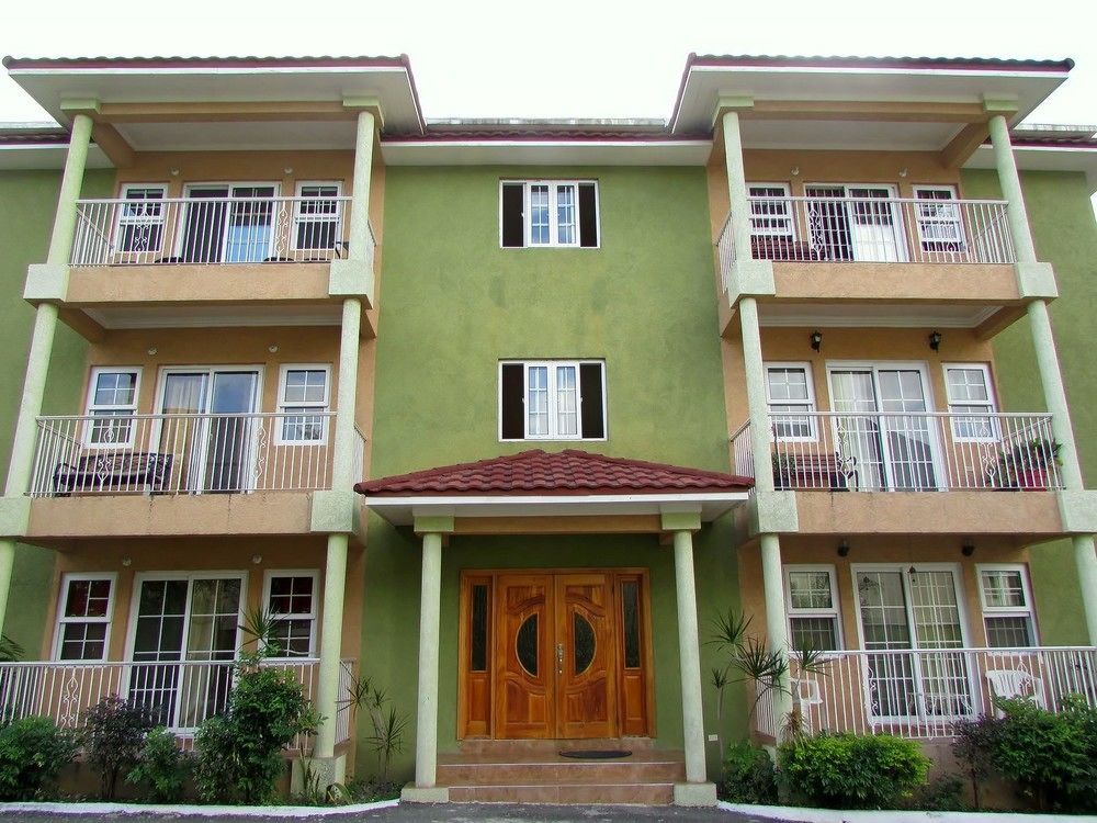 Centrally Located Guest Apartments 킹스톤 외부 사진